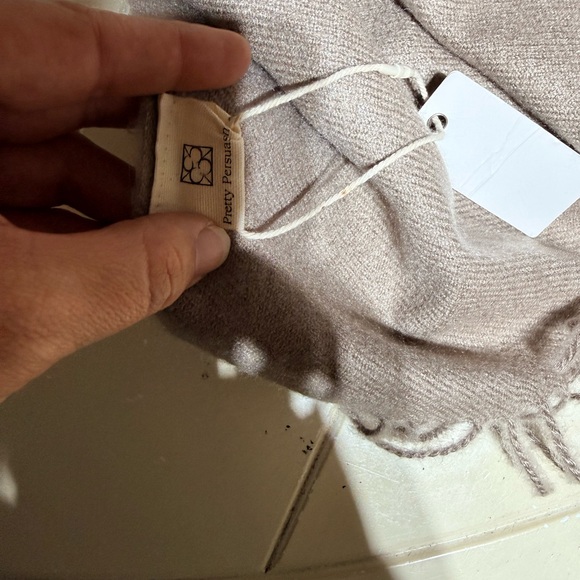 Pretty Persuasions Cozy Beige Wrap - Picture 2 of 4